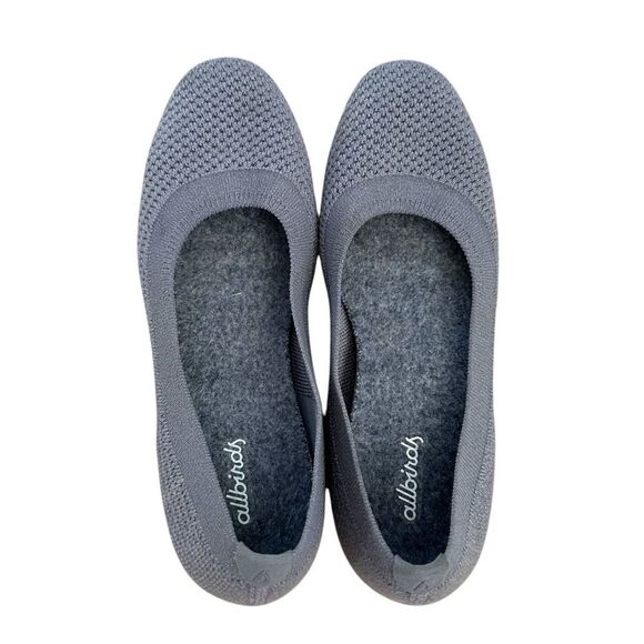 Allbirds Tree Breezer in Mist Grey
Lightweight flats~machine washable-size 5.5 - Picture 1 of 9